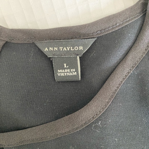 Ann Taylor top - Picture 3 of 3